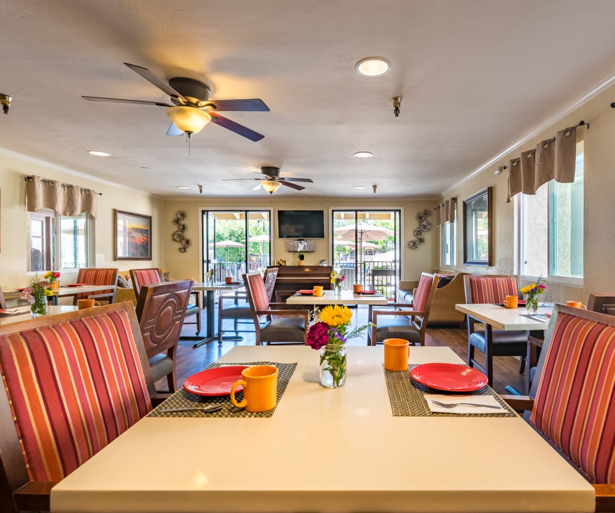 Dining area at Pacifica Senior Living Santa Barbara in Santa Barbara, California