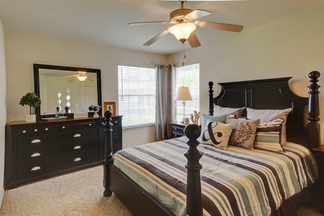 Our luxury apartments in Amarillo, Texas showcase a bedroom