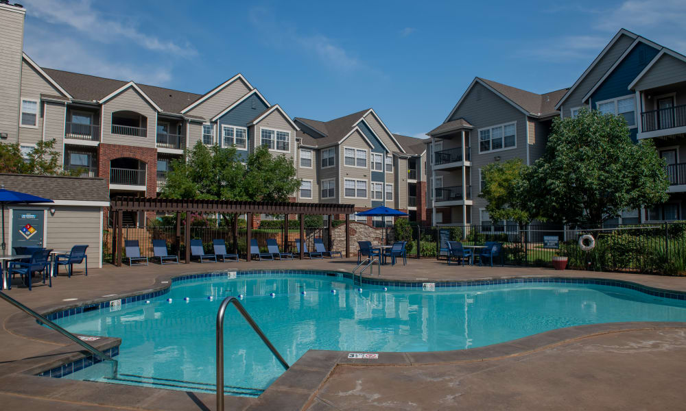 Pool at Fountain Lake in Edmond, Oklahoma