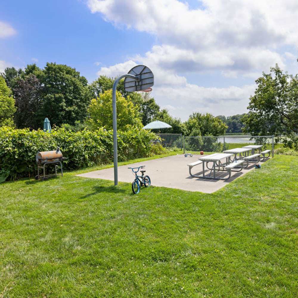 Apartment basket ball court at Solace on Lake Minnetonka in Spring Park, Minnesota