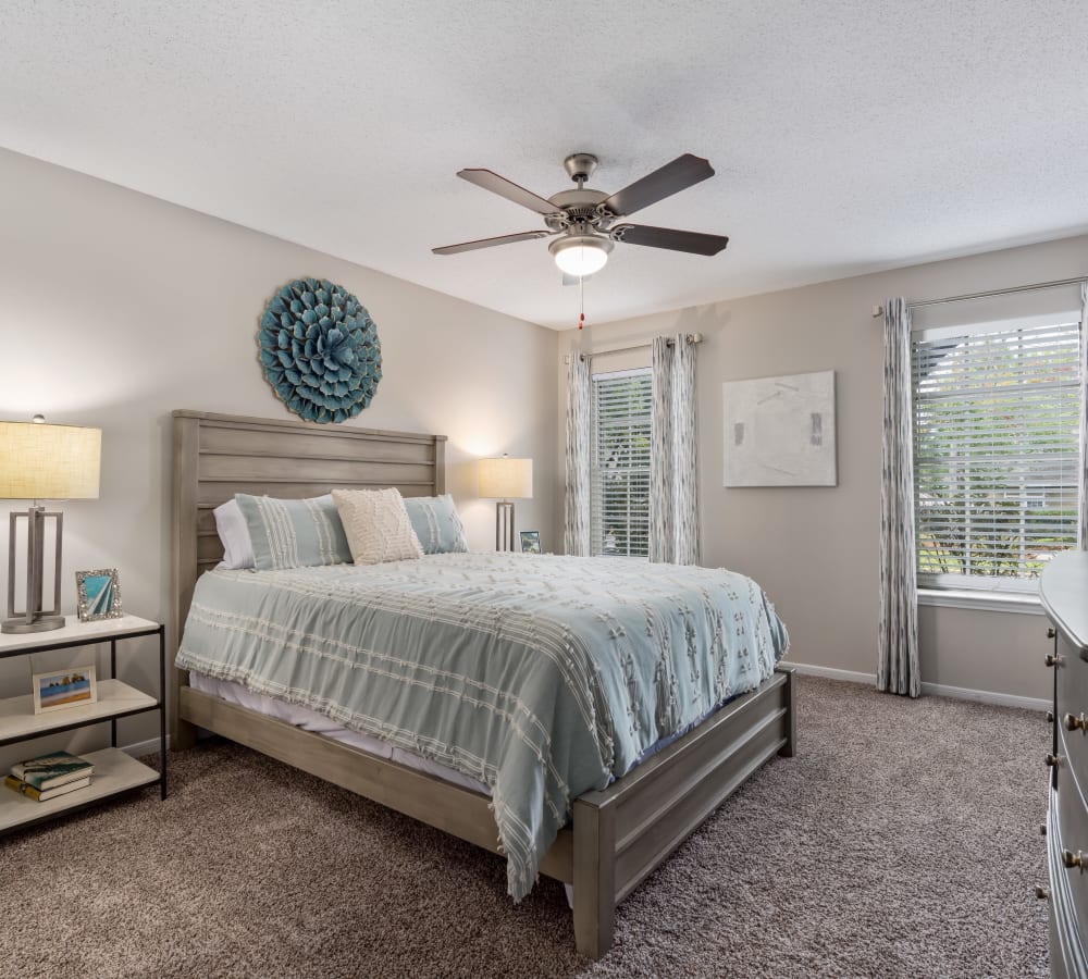 A bedroom at Lenox Gates in Mobile, Alabama 