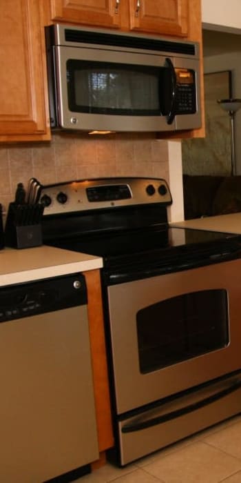 Kitchen at Riverwood Commons in Bordentown, New Jersey