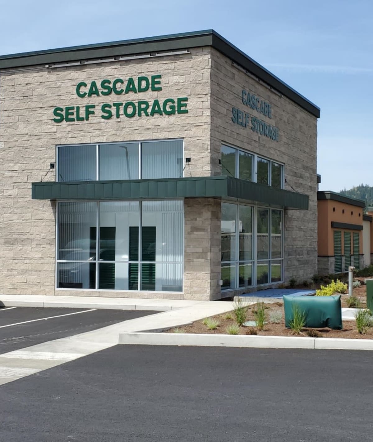 Reviews for Cascade Self Storage in Grants Pass, Oregon