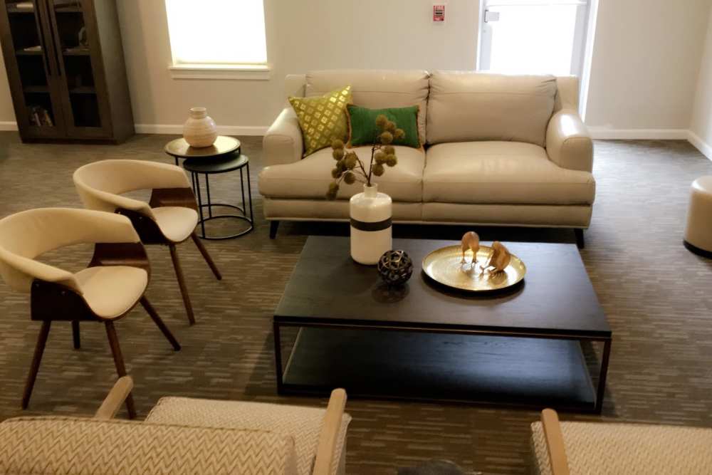Lobby area with seating North Avenue Gateway II in Baltimore, Maryland