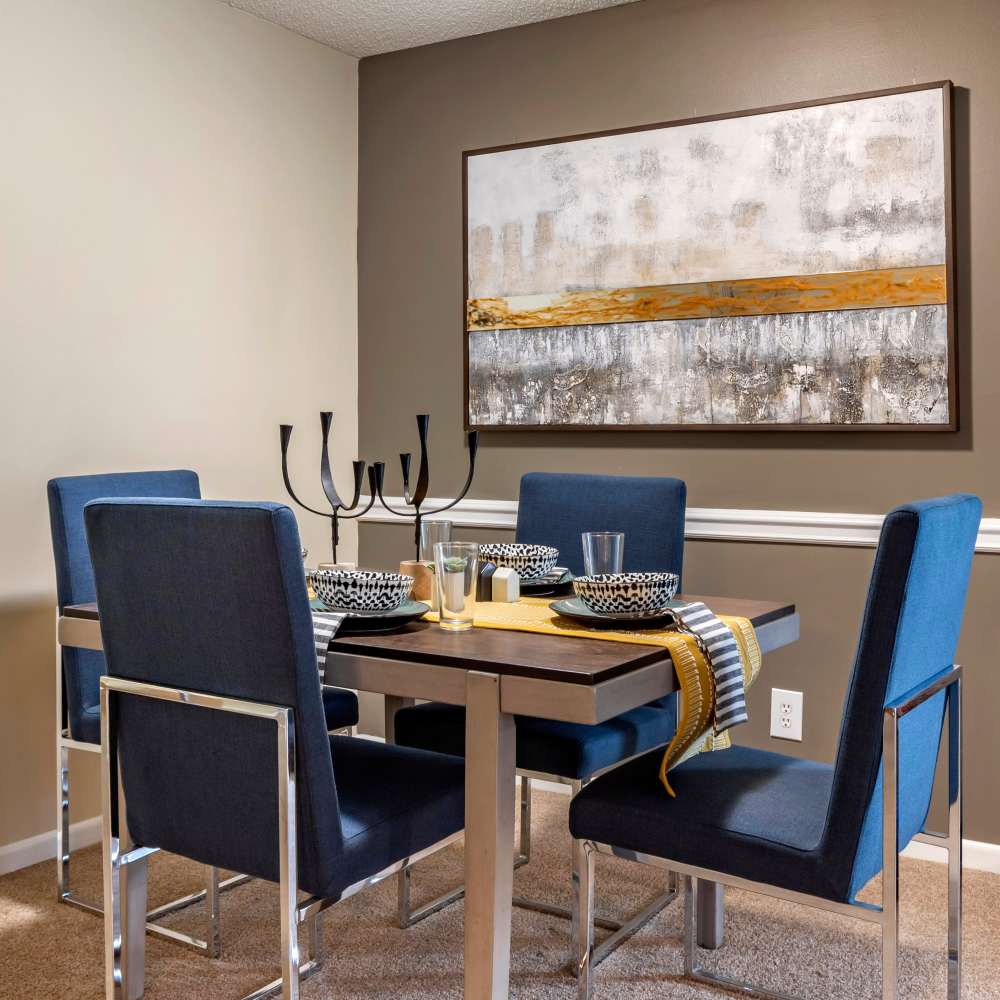 Dining area at Avenue at Harbison in Columbia, South Carolina
