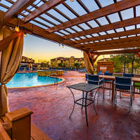 Outdoor amenity space at Sunset Lodge in Odessa,Texas