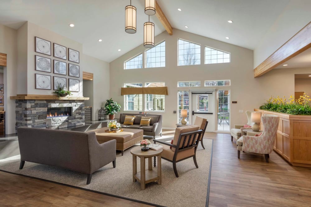 Large great room with the sun shinning in at The Springs at Clackamas Woods in Milwaukie, Oregon