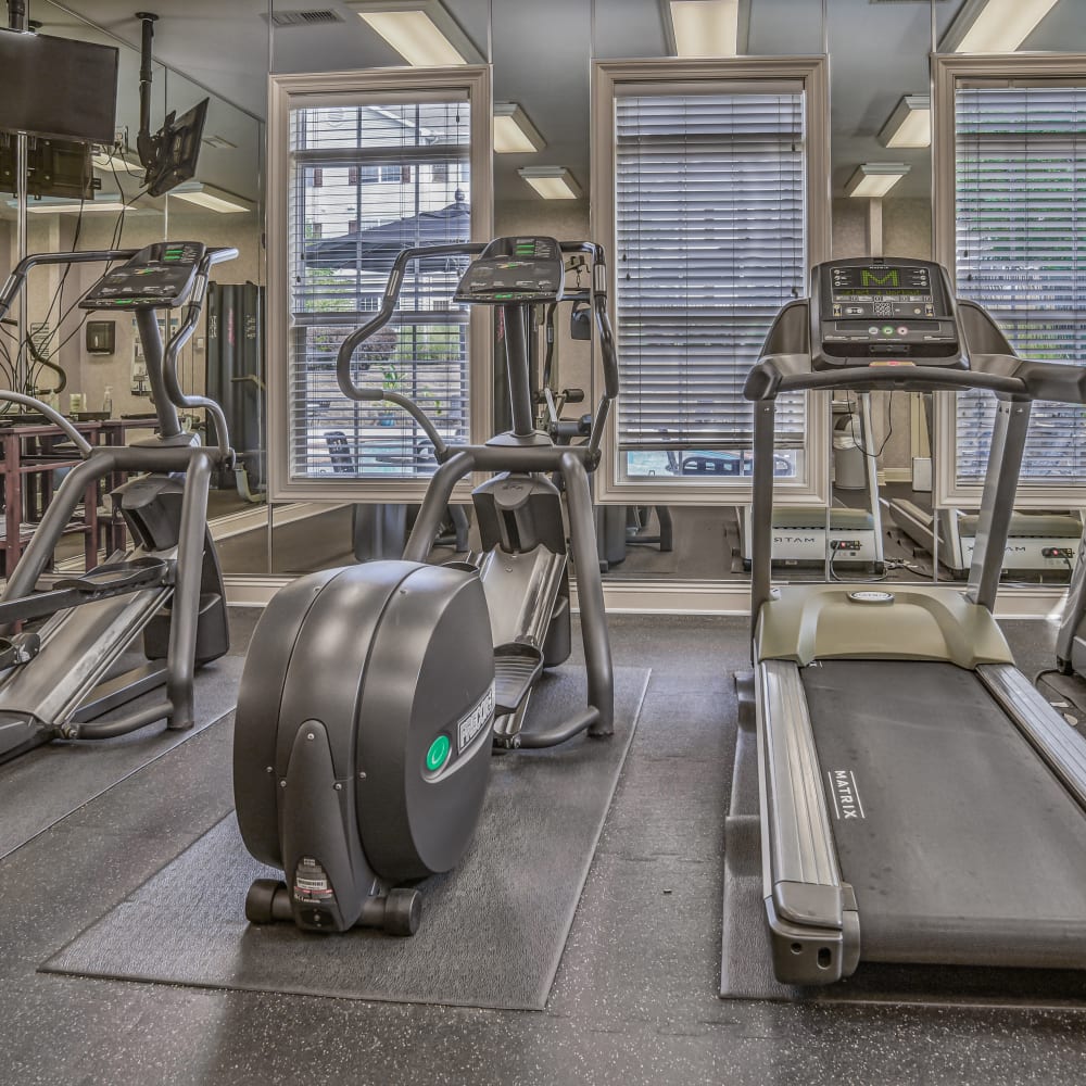 Fitness center at Hampton Knoll, Akron, Ohio