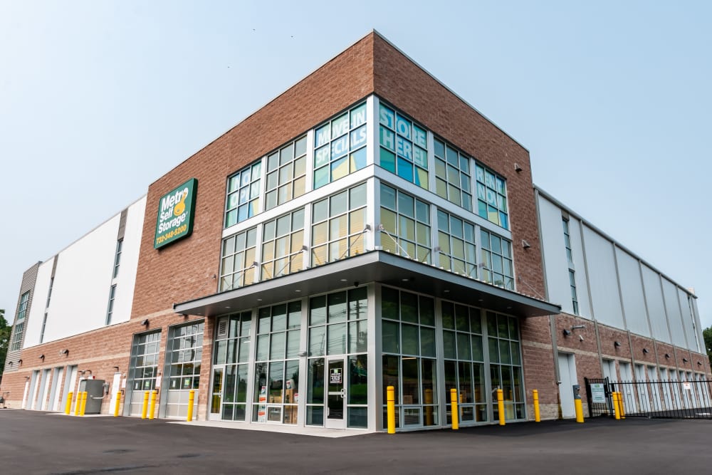 Exterior View of Metro Self Storage in Monmouth Junction, NJ