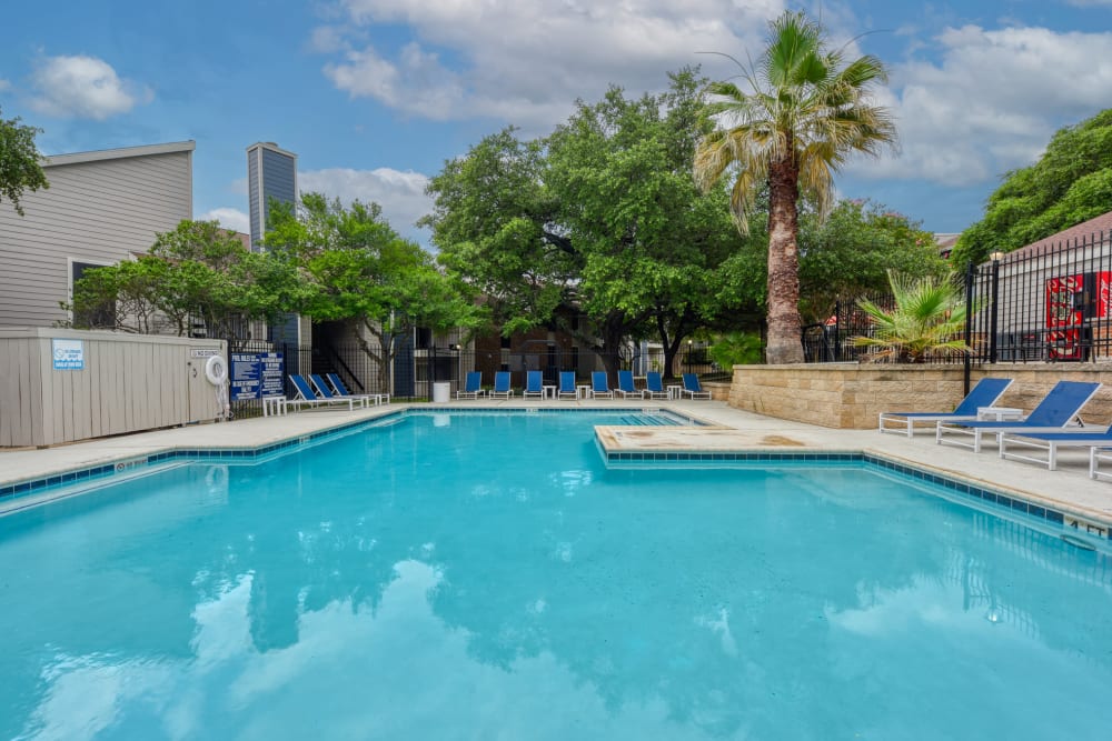 Swimming pool at Villas de Santa Fe in San Antonio, Texas