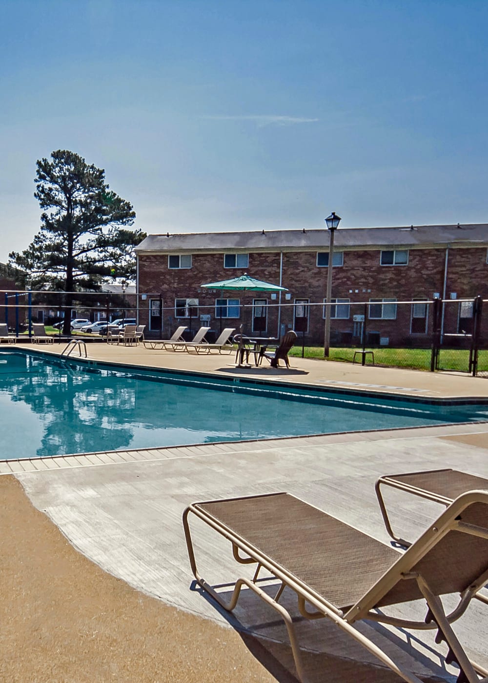 Sunny swimming pool at James River Pointe in Richmond, Virginia