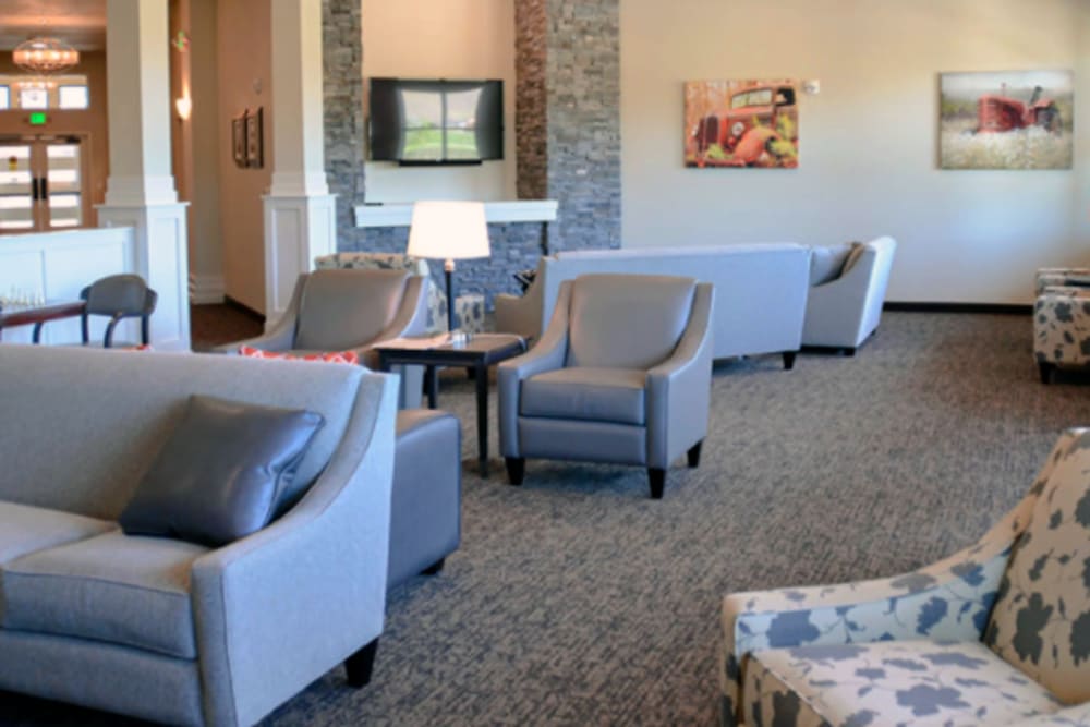 Lounge room at Aspen Valley Senior Living in Boise, Idaho