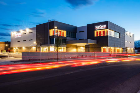 Self Storage Units Denver Co Near Stapleton Storquest Self Storage