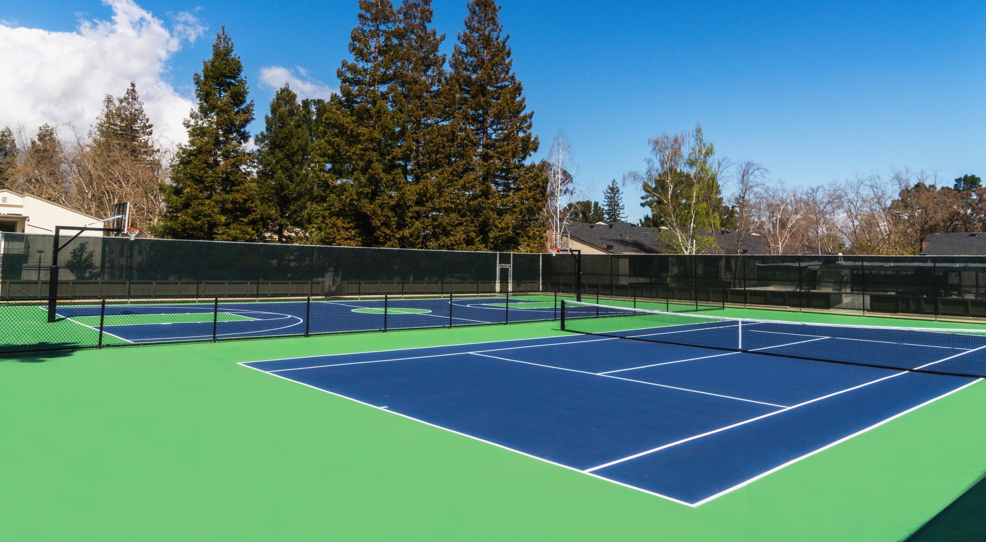 Amenities at Sharon Green in Menlo Park, California