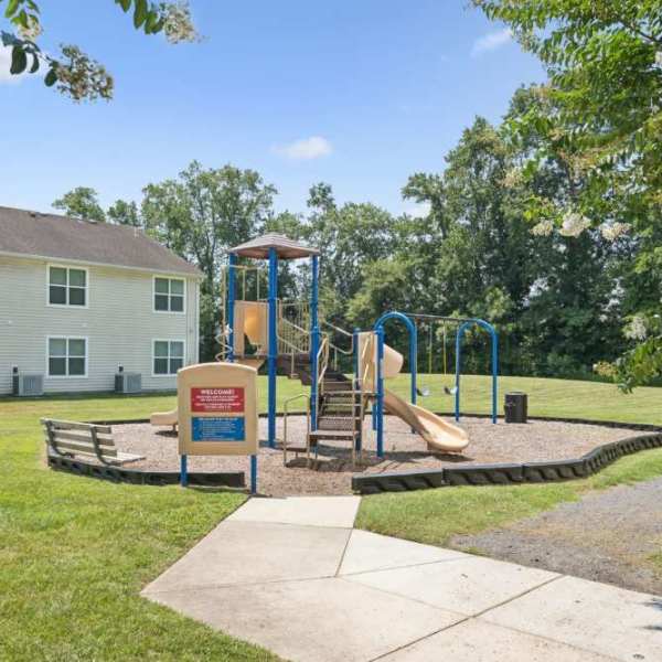 Maplewood offers a wide variety of amenities in Chesapeake, Virginia