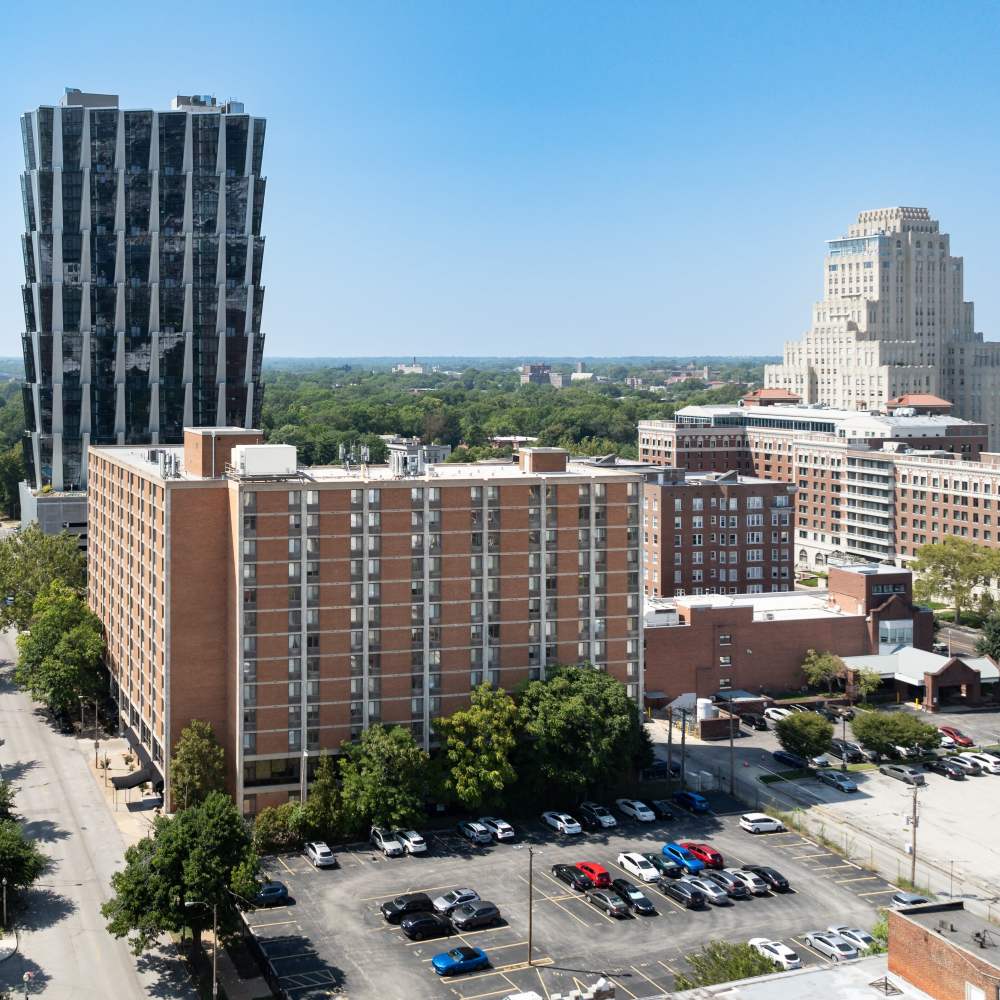 Aerial view of Del Coronado Apartments in St. Louis, Missouri