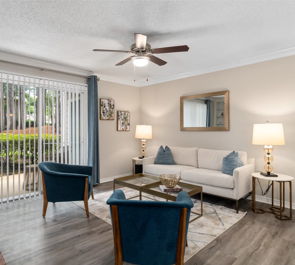 A furnished living room apartment at Regency Gates in Mobile, Alabama