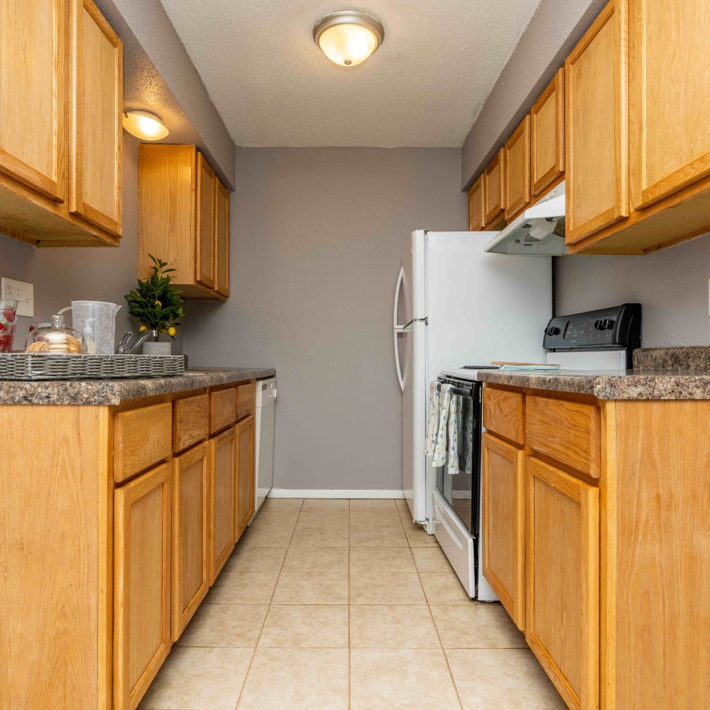 Gourmet style kitchen at Dickinson Apartments in Springfield, Illinois