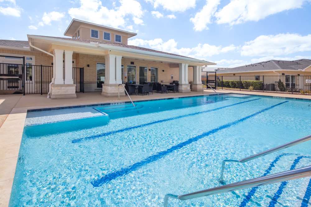 Luxury swimming pool at Springwood at Aliana in Richmond, Texas