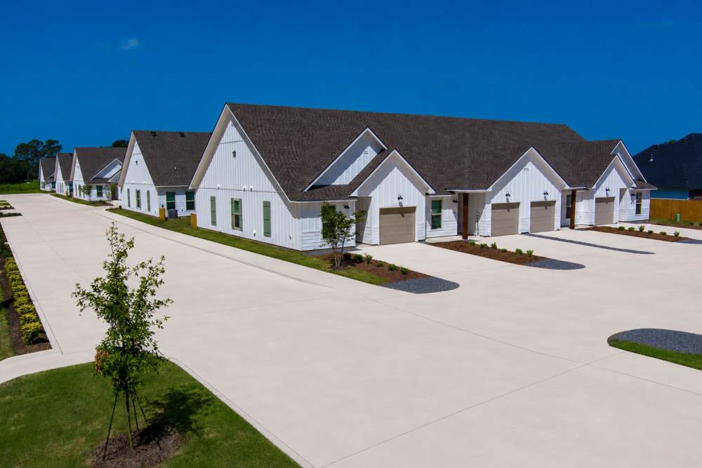Private Parking and Garages included Willow Brook Townhomes in Bossier City, Louisiana 