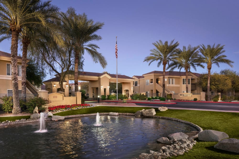 Gorgeous fountain at Mira Santi in Chandler, Arizona