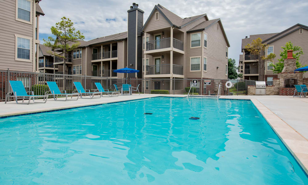 Pool at Crown Pointe Apartments in Oklahoma City, Oklahoma