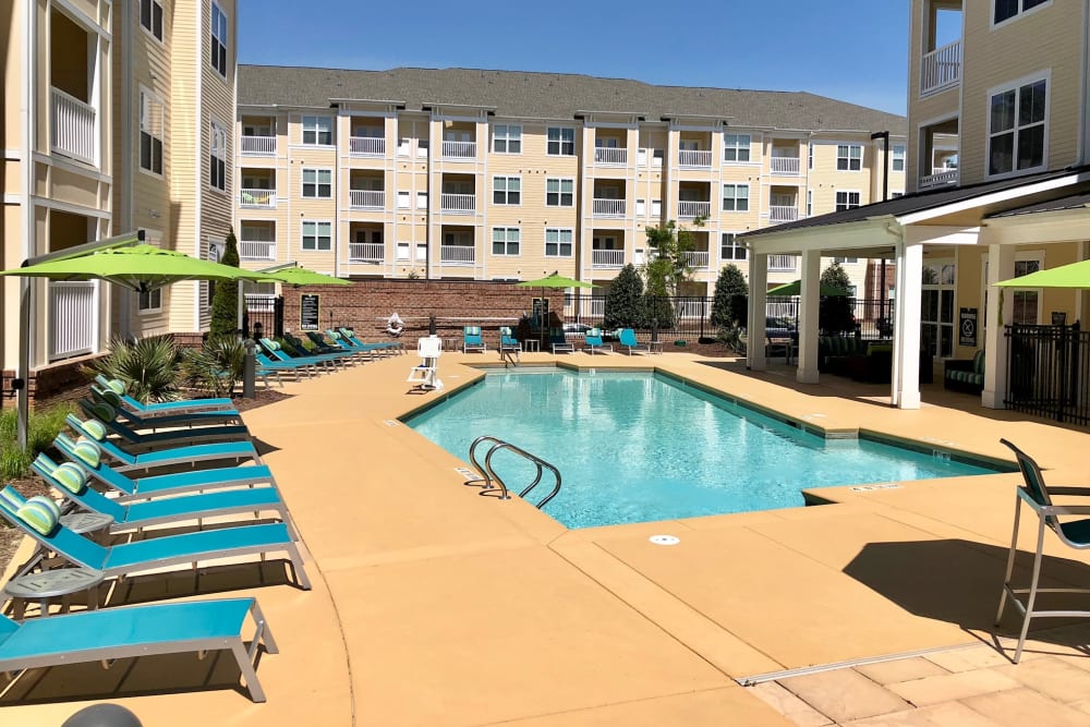 Pool view at Level at 401 in Raleigh, North Carolina