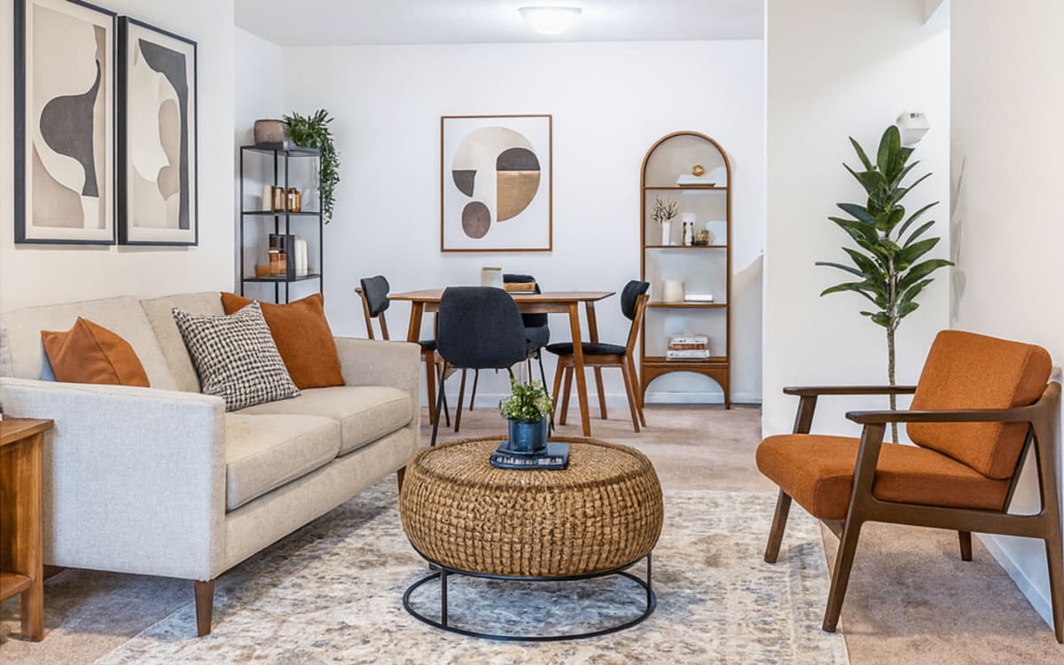 Living room of an apartment at Fulton Hill Apartments in Tallahassee, Florida