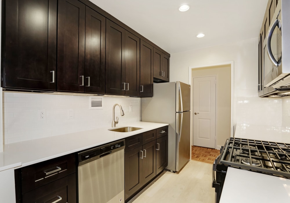 Fully-equipped kitchen at Hamilton Court in Morristown, New Jersey