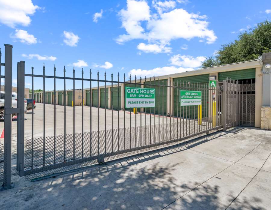  Friends swimming near Storage Hub - Grissom & Tezel in San Antonio,Texas