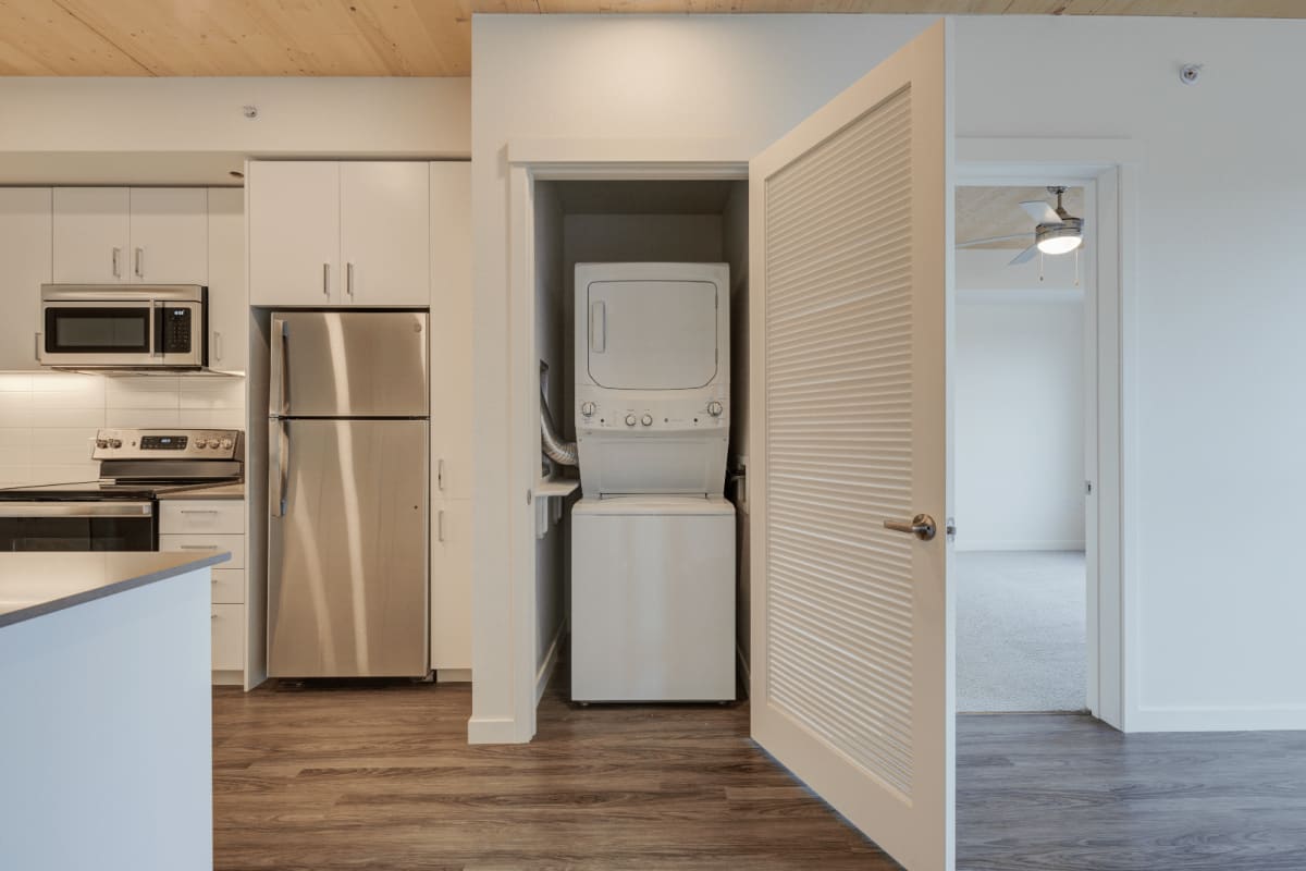 Washer and dryer closet at The Quarry in Hillsboro, Oregon