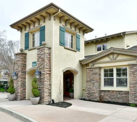 Entrance to the main office at Emerald Park Apartment Homes in Dublin, California