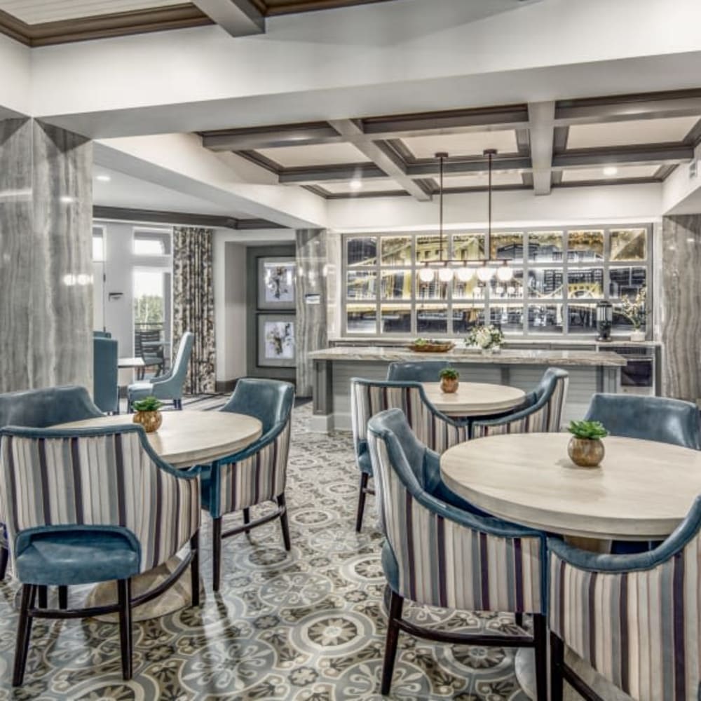 Elegant dining area at Anthology of McCandless in Pittsburgh, Pennsylvania