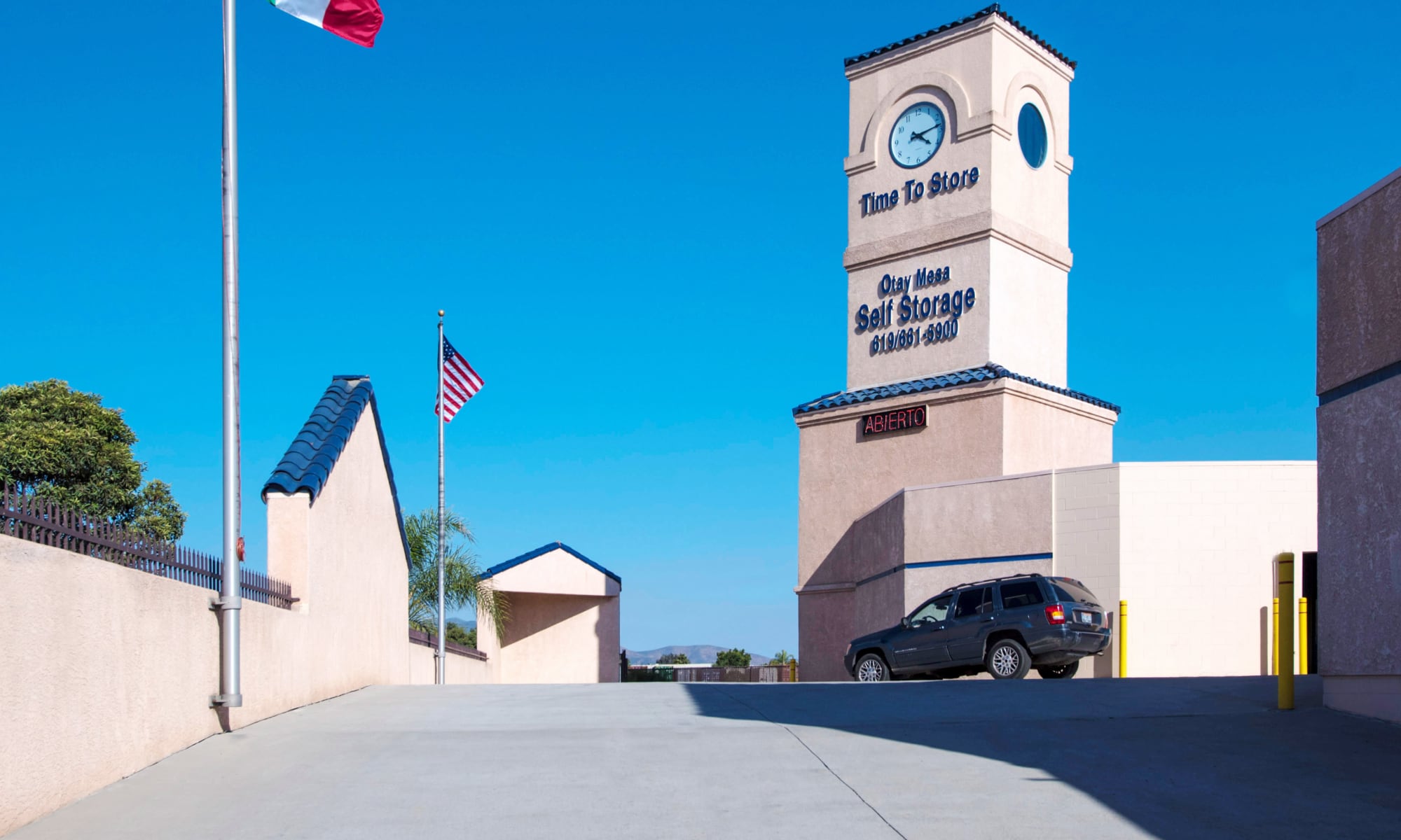 San Diego Self Storage is home of the 1st Year Price Guarantee.