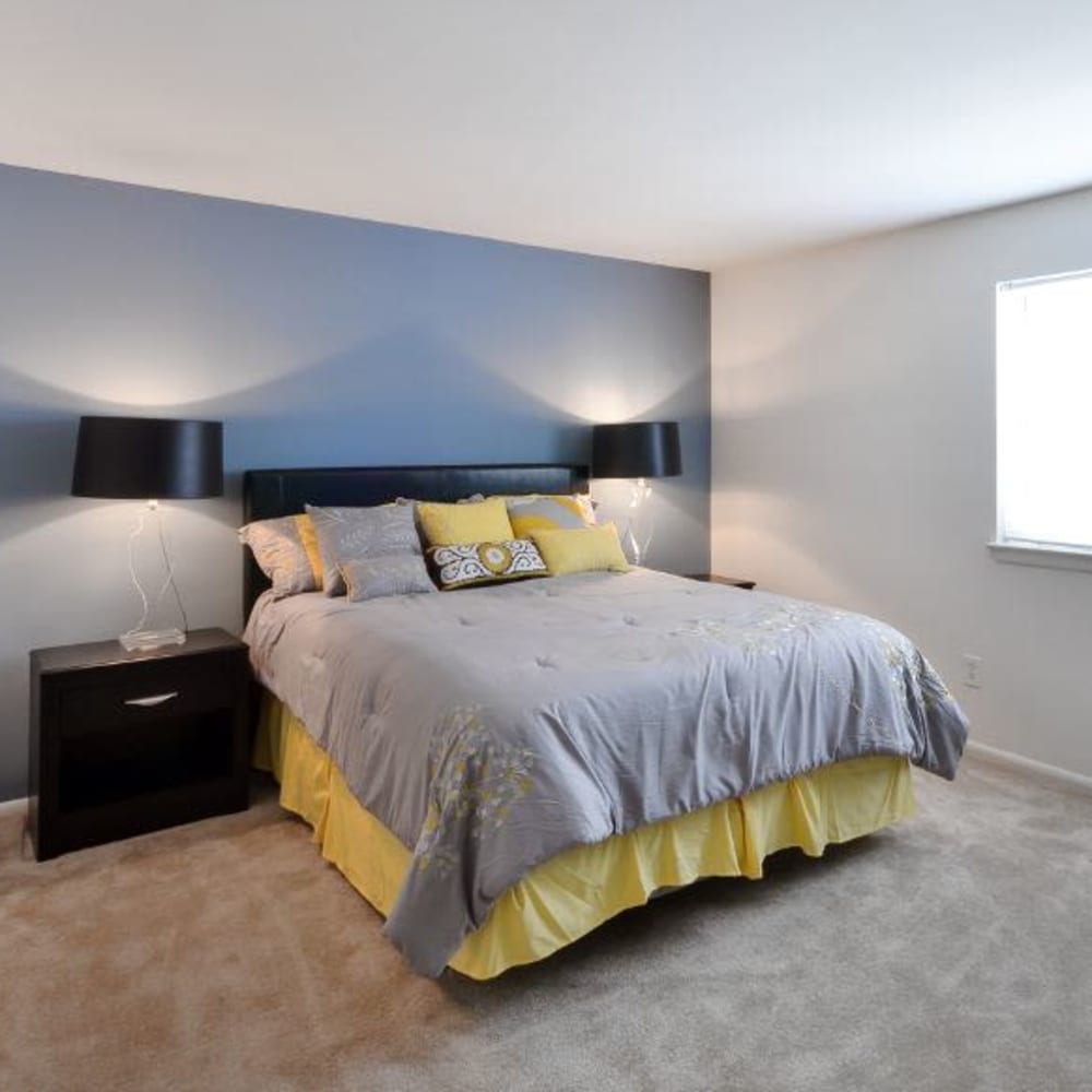 Inviting bedroom at Mapleton Square Apartment Homes in Dover, Delaware