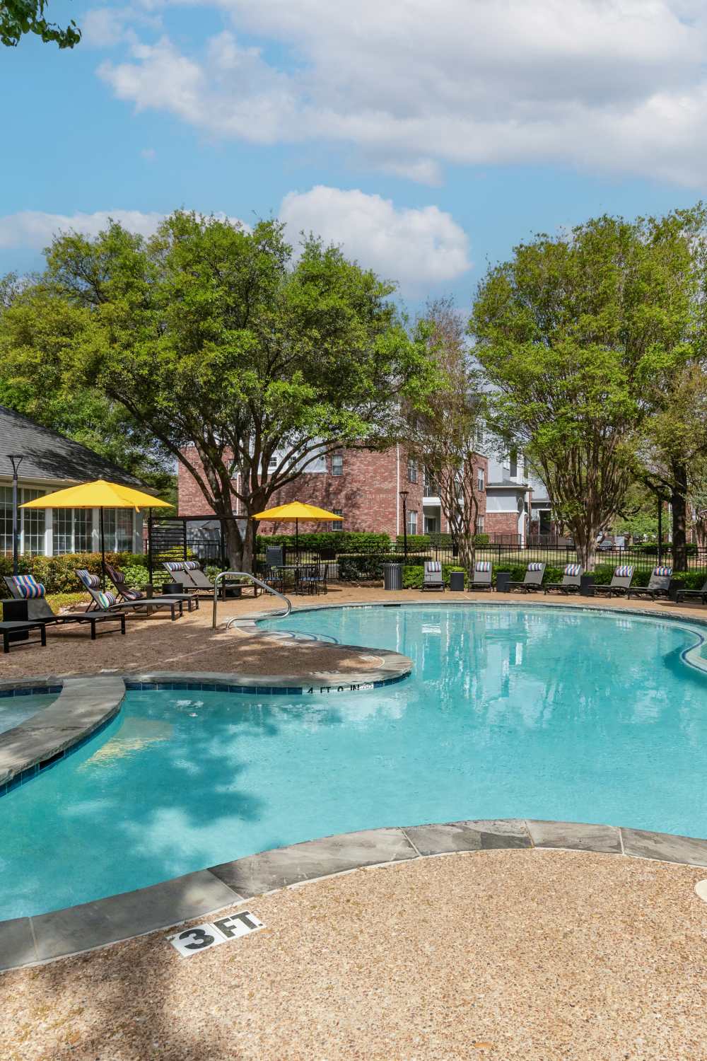 Pool at Breckinridge Point Apartments in Richardson, Texas 