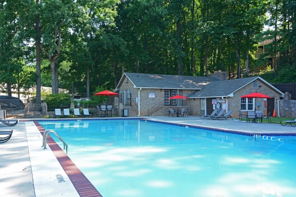 Beautiful swimming pool at The Crossing at Henderson Mill in Atlanta, Georgia