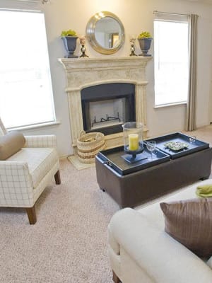 Living room at Villas at Stonebridge in Edmond, Oklahoma