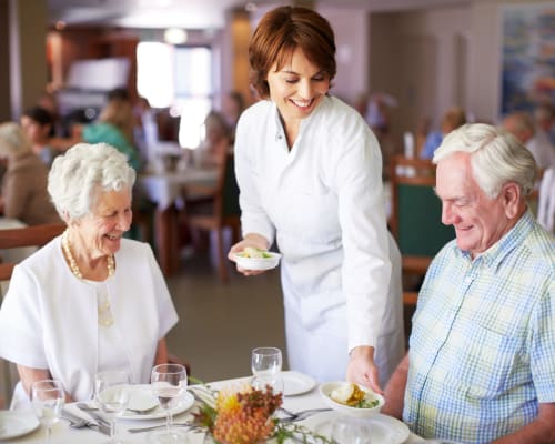 Residents enjoying a delicious dinner at Liberty Arms Assisted Living in Youngstown, Ohio