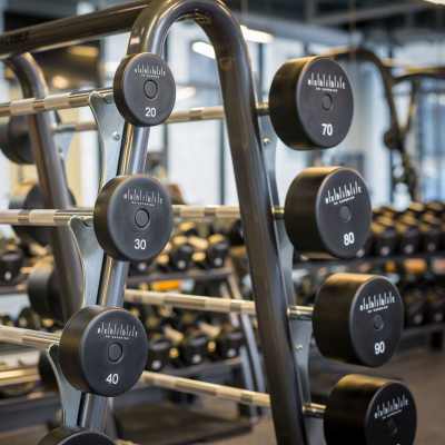 Fitness center at Exhibit On Superior in Chicago, Illinois