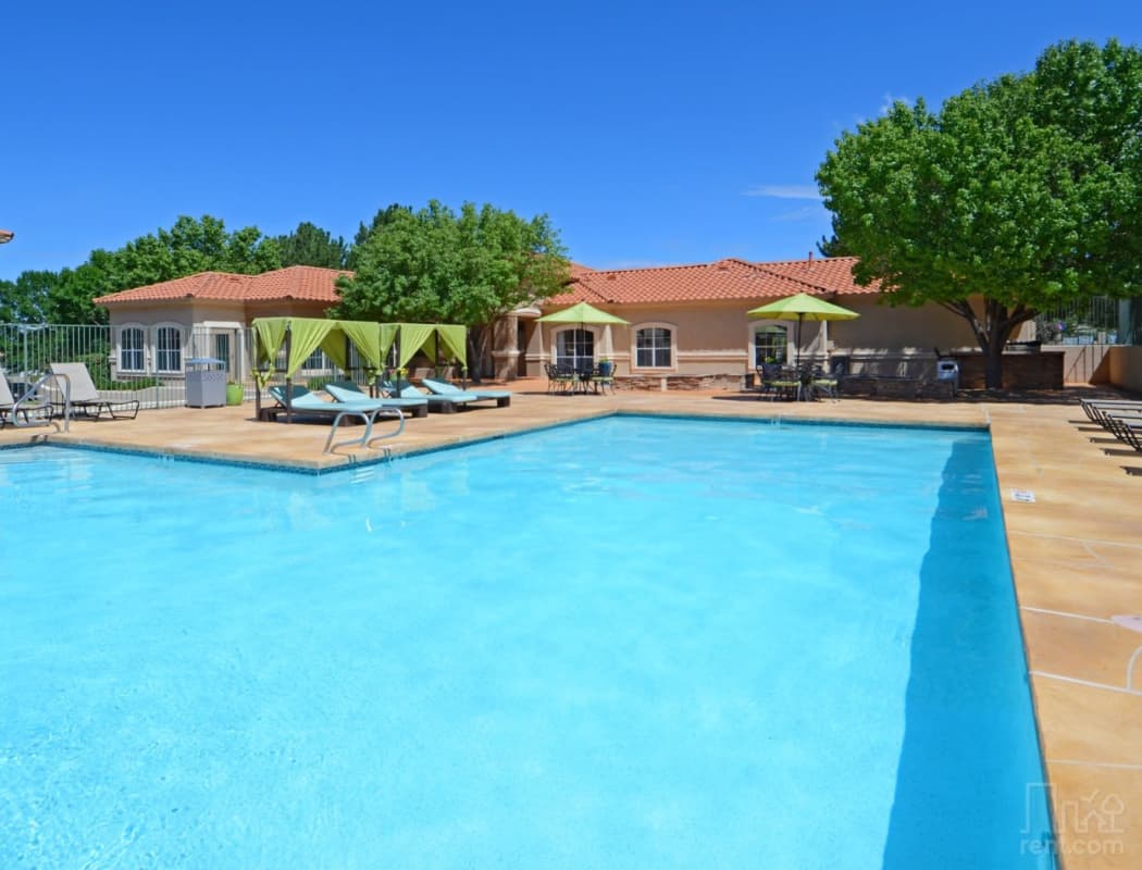 The community amenities here at La Ventana Apartment Homes will delight you!
