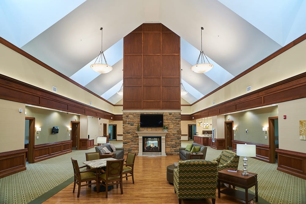 Elegant lounge area at Windsor House at Canfield in Canfield, Ohio