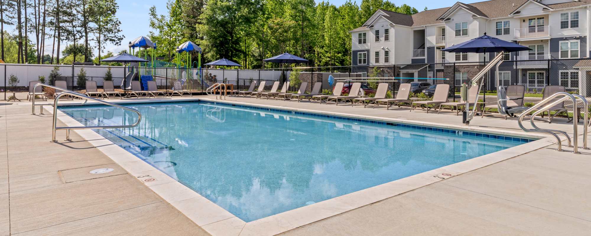 Apartments at The Warwick at Foundry Creek in Richmond, Virginia