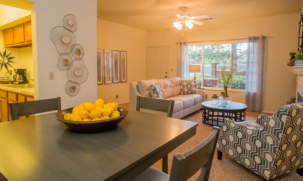 Dining room at The Courtyards in Tulsa, Oklahoma