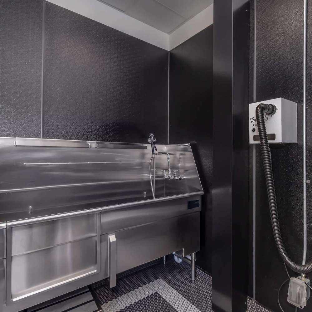 Community pet spa at InterUrban 2.0 in Billings, Montana