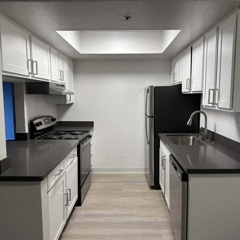 Modern kitchen at Vue 3600 in Richmond, California