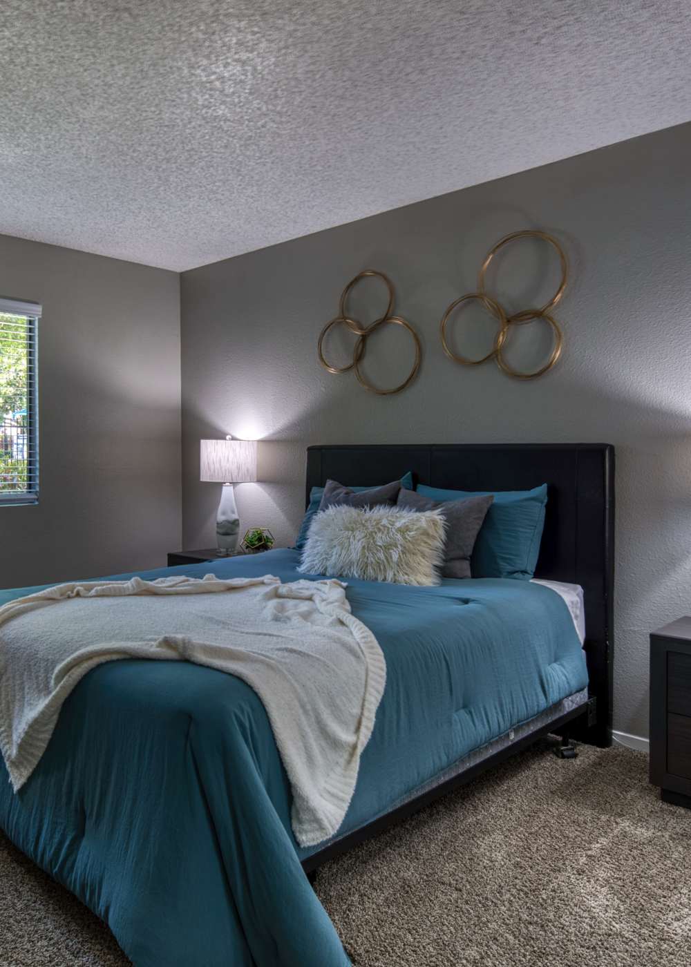 Apartments at Falls at Arden in Sacramento, California