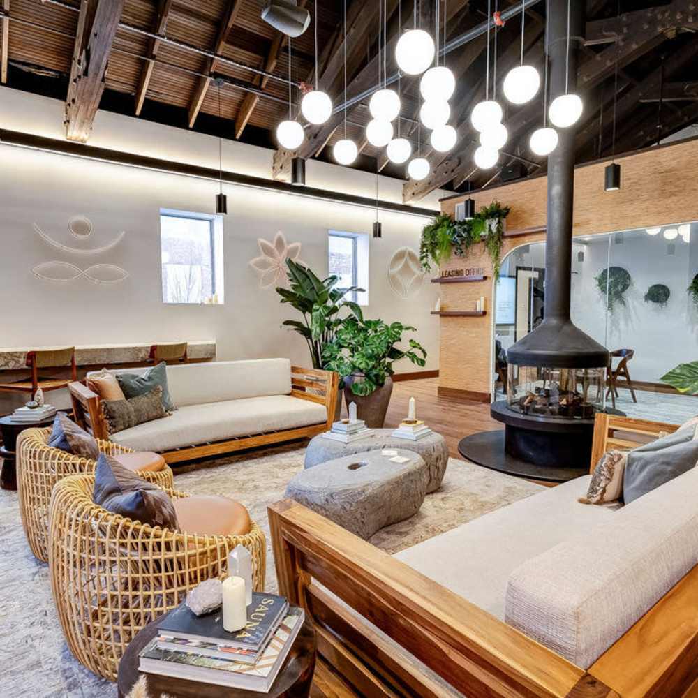 Clubhouse seating area at Green|House Short North in Columbus, Ohio