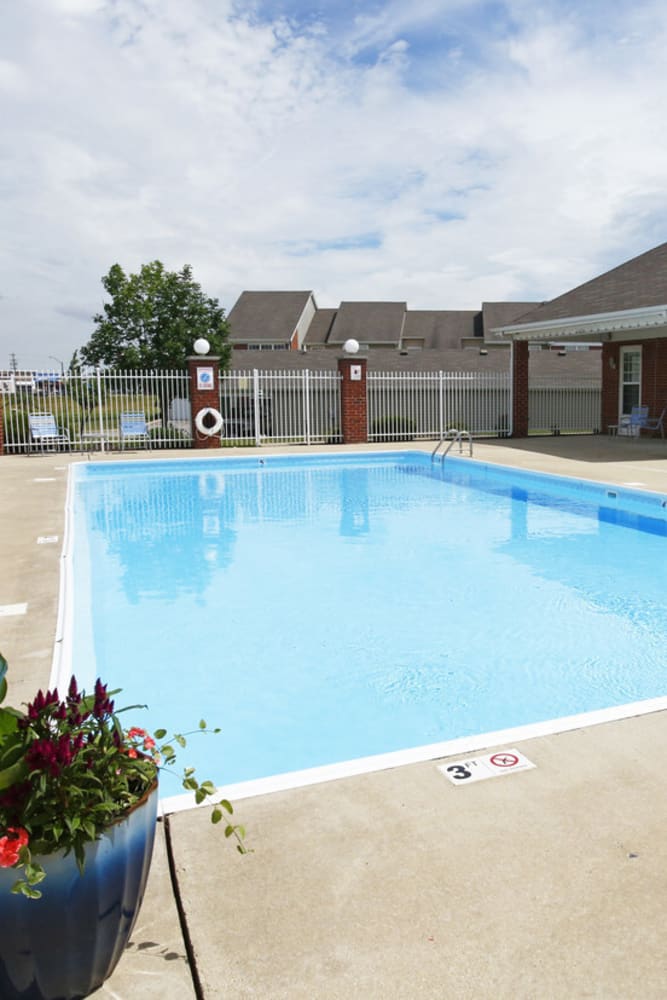 Sparkeling swimming pool at Watersedge in Champaign, Illinois