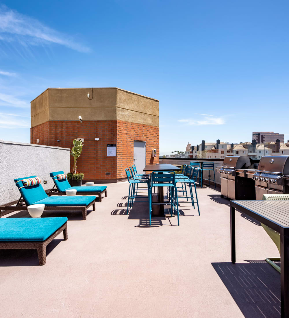 Rooftop lounge with incredible city views at Sofi at 3rd in Long Beach, California